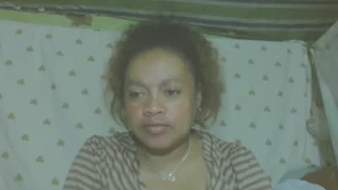 Snapshot of carinesexy69 chatting on May 17, 2026, 6:15 pm carinesexy69 online show from May 17, 2026, 6:15 pm