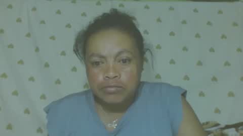 Snapshot of carinesexy69 chatting on June 1, 2026, 11:39 pm carinesexy69 online show from June 1, 2026, 11:39 pm