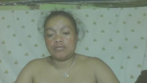 Snapshot of carinesexy69 chatting on July 15, 2026, 6:35 pm carinesexy69 online show from July 15, 2026, 6:35 pm