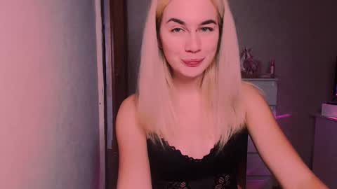 Carin online show from October 27, 2025, 8:24 pm