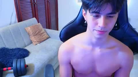 carl_dixon online show from September 21, 2025, 3:24 pm