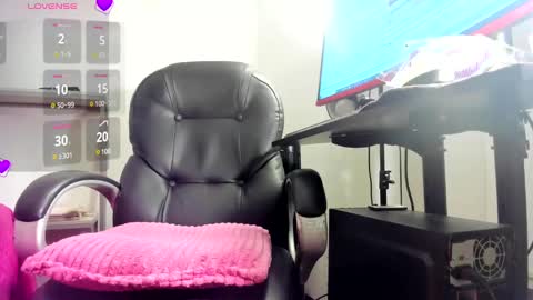 carla and robert online show from February 4, 2025, 10:45 pm