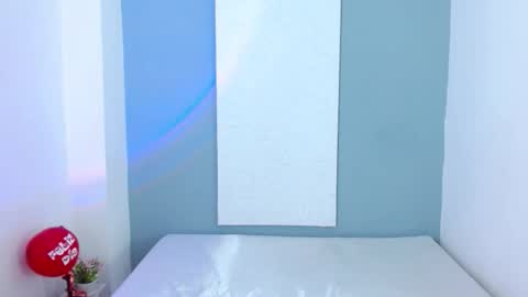 Carla online show from March 18, 2026, 12:08 pm