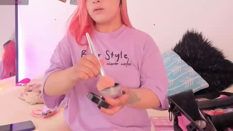 Carla Wet18 online show from October 28, 2025, 1:14 pm