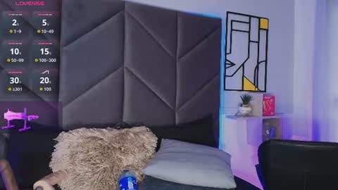 Snapshot of carlaguzman_ chatting on July 5, 2026, 7:21 pm Carla online show from July 5, 2026, 7:21 pm