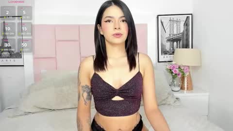 carla online show from February 12, 2025, 9:33 pm