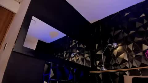 Snapshot of carlamarrinson chatting on February 13, 2025, 12:54 pm carlamarrinson online show from February 13, 2025, 12:54 pm