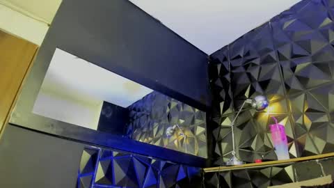 Snapshot of carlamarrinson chatting on February 15, 2025, 1:05 pm carlamarrinson online show from February 15, 2025, 1:05 pm