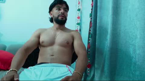 sebasfit online show from December 19, 2025, 12:50 am