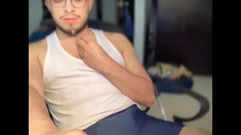 carlcarlinches4 online show from January 10, 2025, 8:37 pm