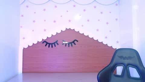 CARLYE   online show from November 12, 2025, 3:07 am