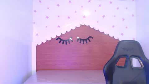 CARLYE   online show from November 26, 2025, 3:29 am