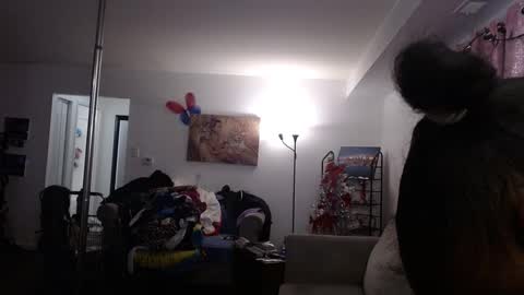 Snapshot of carliecreams chatting on January 12, 2025, 2:14 am Carlie online show from January 12, 2025, 2:14 am