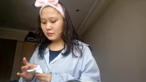 Snapshot of carlinematsuzaki chatting on March 2, 2026, 11:28 am Jessie online show from March 2, 2026, 11:28 am