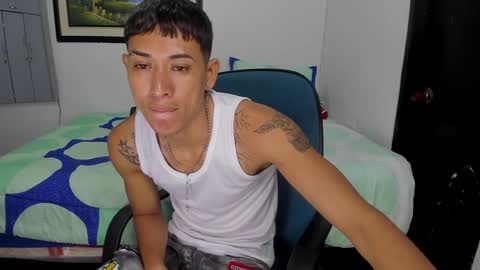 Snapshot of carlitosex09 chatting on December 22, 2024, 4:38 pm master online show from December 22, 2024, 4:38 pm
