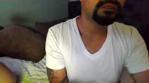 Snapshot of carlos100699 chatting on August 5, 2026, 6:05 am carlos100699 online show from August 5, 2026, 6:05 am