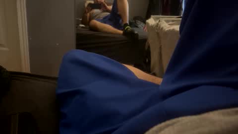 carlos42097 online show from April 25, 2026, 10:07 am