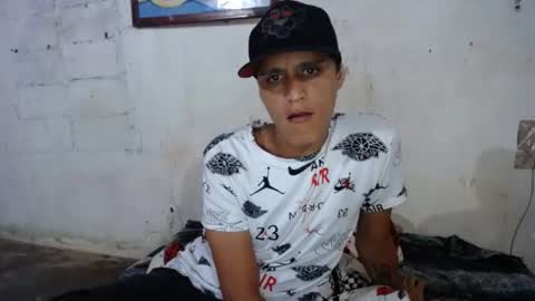 Snapshot of carlos_steven chatting on April 18, 2026, 5:50 pm carlos_steven online show from April 18, 2026, 5:50 pm