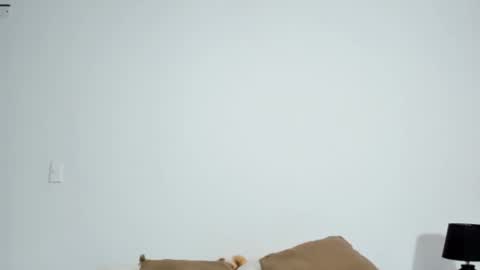 LisaGreyson online show from February 5, 2025, 4:06 am