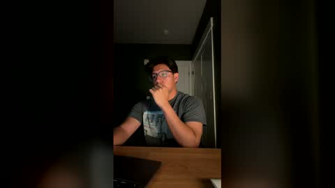 carlos online show from May 4, 2026, 5:25 am