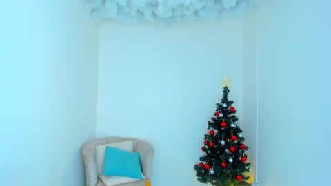 Andrea online show from December 11, 2024, 3:26 pm