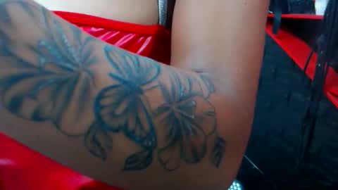 Snapshot of carlotadivaxxx chatting on May 28, 2026, 3:42 pm CarlotaDivaxxx online show from May 28, 2026, 3:42 pm
