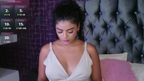 Carly Monroe  online show from September 16, 2025, 10:44 pm