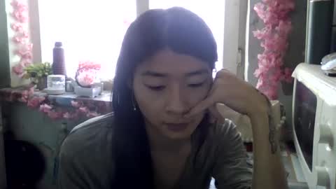 CarlyJoy online show from November 26, 2025, 8:37 am