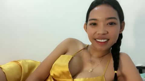 carmela online show from February 3, 2026, 5:49 am