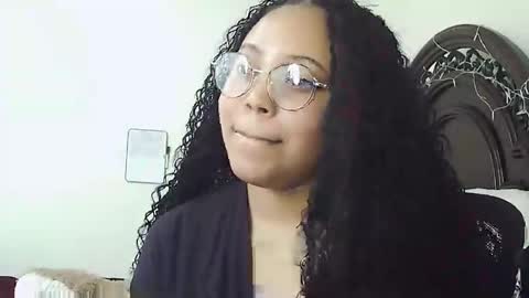 Snapshot of carmellovekisses chatting on February 10, 2026, 4:44 pm CARAMEL xoxo online show from February 10, 2026, 4:44 pm
