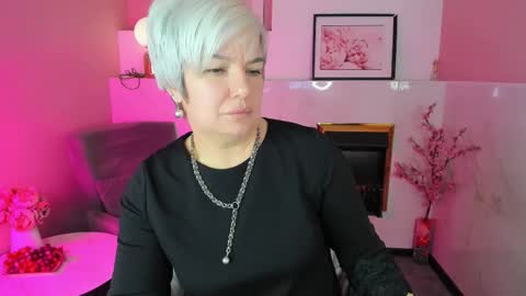 Carmen online show from December 15, 2025, 9:52 pm