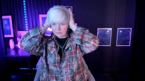 Carmen online show from April 22, 2026, 9:27 pm