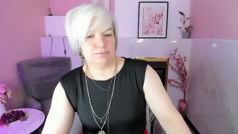 Snapshot of carmensoft chatting on May 9, 2026, 8:47 pm Carmen online show from May 9, 2026, 8:47 pm