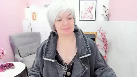 Snapshot of carmensoft chatting on May 10, 2026, 9:25 am Carmen online show from May 10, 2026, 9:25 am