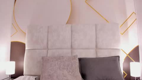 caro_giraldo_ online show from March 20, 2026, 7:30 pm