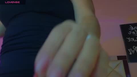 Snapshot of caro_zapata chatting on February 22, 2025, 8:40 am Carolina online show from February 22, 2025, 8:40 am