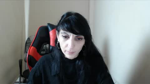 Carol Mathevs online show from November 4, 2025, 7:18 am