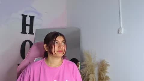 carolay759687 online show from October 13, 2025, 9:48 pm