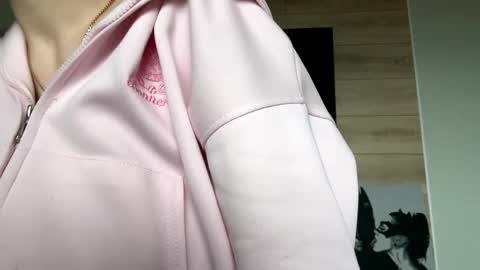 Lisa online show from April 7, 2026, 8:26 am