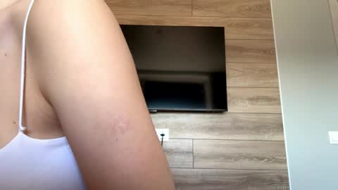 Lisa online show from April 9, 2026, 8:09 am