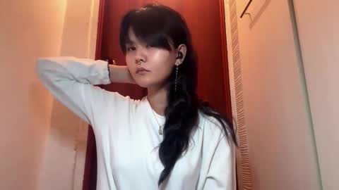 Kim online show from November 8, 2025, 1:11 pm