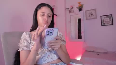 Snapshot of caroliine__ chatting on September 10, 2025, 5:24 pm Caroline online show from September 10, 2025, 5:24 pm