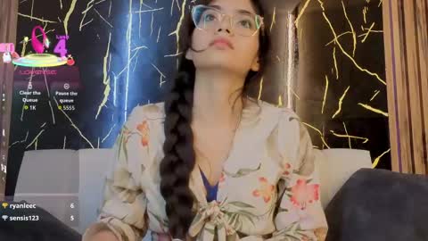 carolina23_pm online show from April 15, 2026, 1:34 am