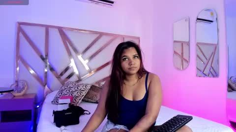 carolina evanss online show from March 12, 2025, 4:19 am