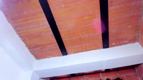 CarolinaM online show from April 18, 2026, 7:58 pm