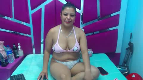 carolina suarez online show from March 2, 2026, 5:08 am