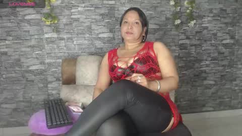 Camelia online show from October 11, 2025, 1:27 am