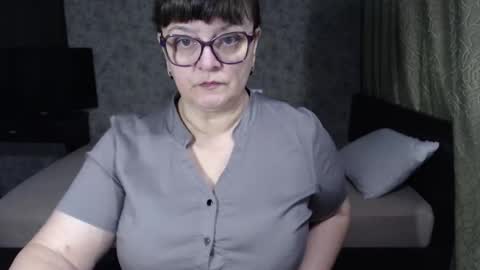 CarolineDream  online show from November 1, 2025, 5:48 pm