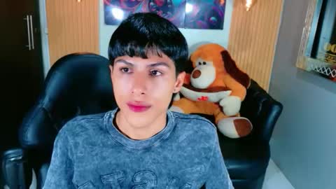 carolinejesh online show from January 11, 2026, 8:14 pm