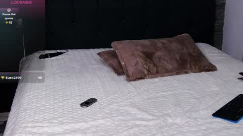 Snapshot of carolineswett chatting on February 4, 2025, 2:07 am Katie H online show from February 4, 2025, 2:07 am